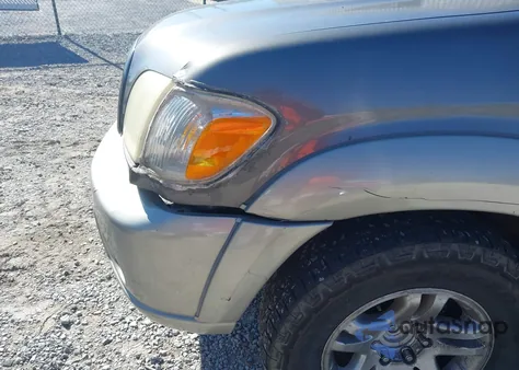 2004 Toyota Sequoia Sr5 V8 from USA, damaged, VIN 5TDZT34A44S226466